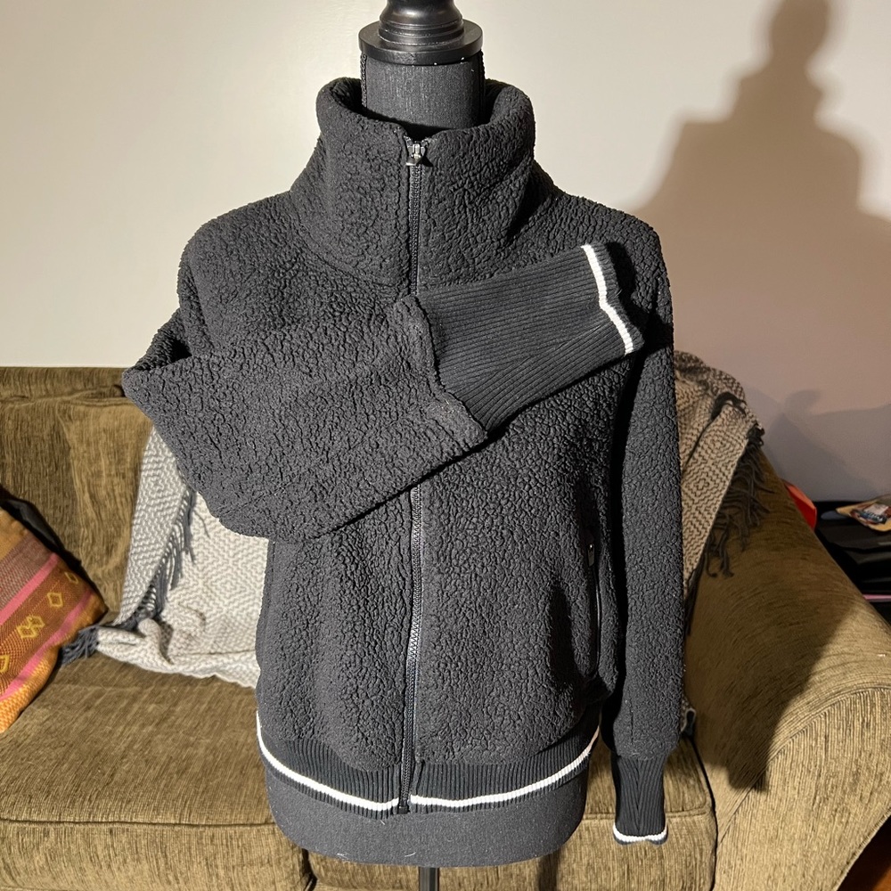 Athleta Tugga Sherpa Jacket - size M